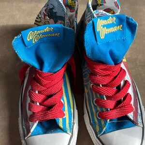 Wonder Woman converse all star lace up sneakers.
